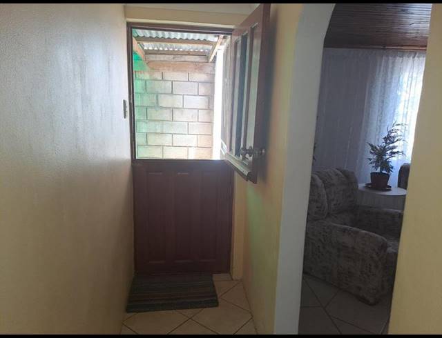 4 BEDROOM HOUSE FOR SALE IN PARKDENE